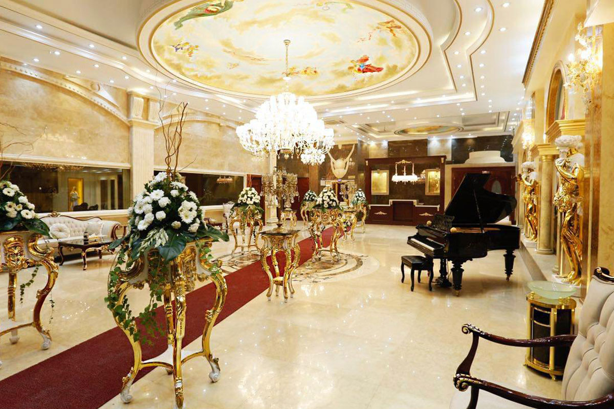 تالار یاسین